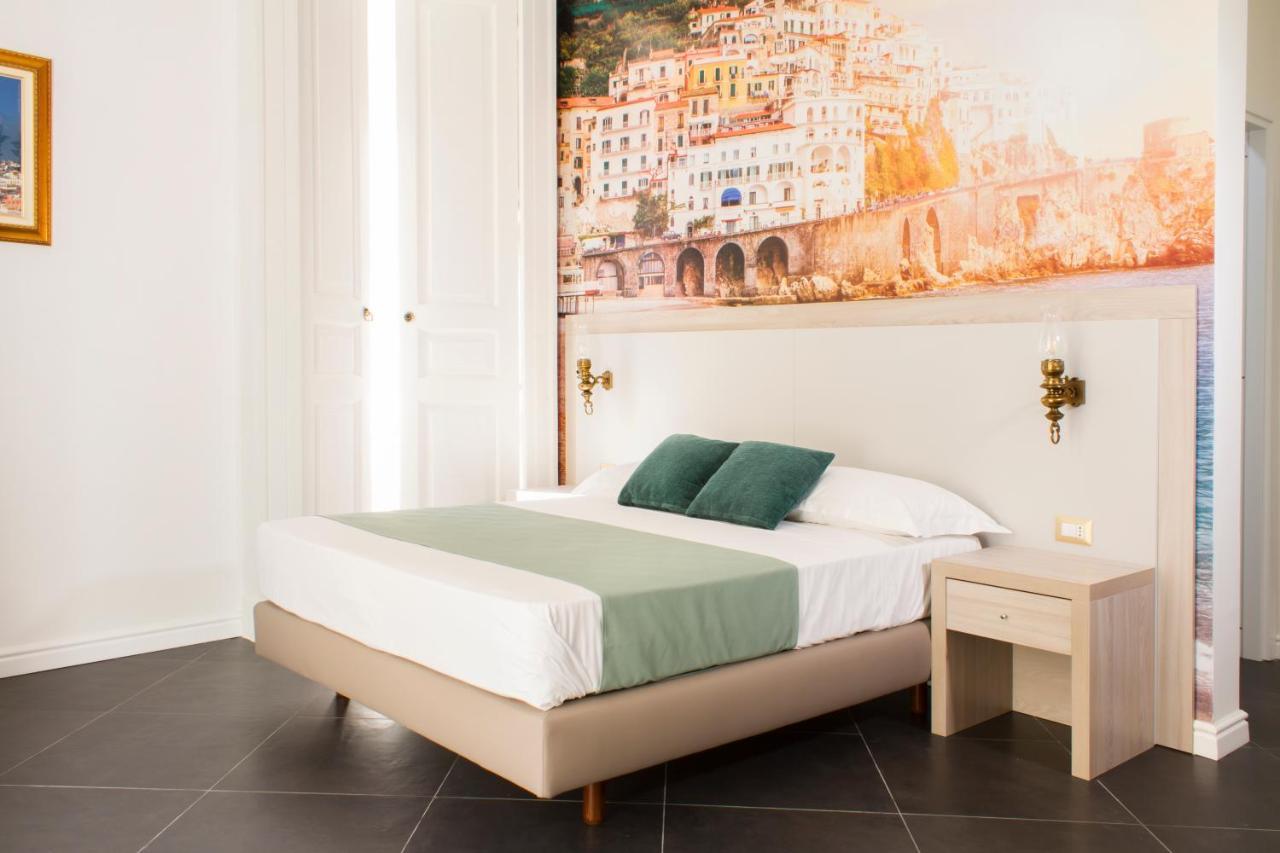 Borbo De Charme Hotel Naples Exterior photo